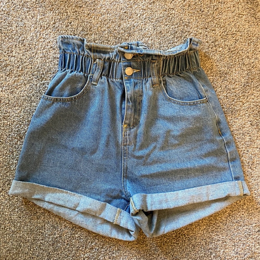 High-waisted paperbag denim shorts